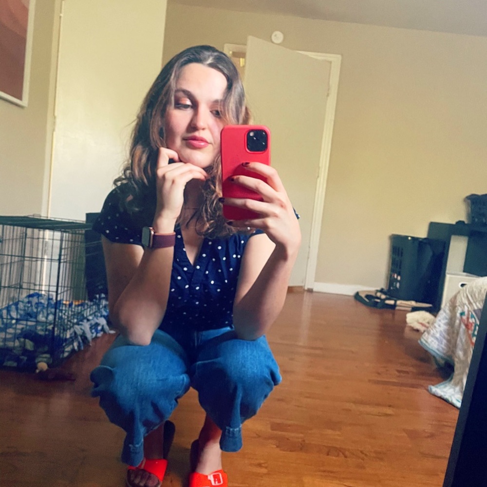 Meet your Posher, Monica